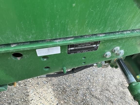 Image of John Deere 6110M equipment image 1