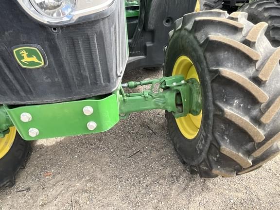Image of John Deere 6110M equipment image 3