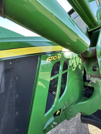 Image of John Deere 6110M equipment image 4