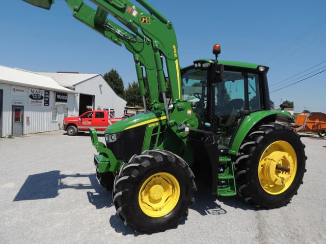 Image of John Deere 6110M equipment image 2
