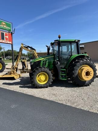 Image of John Deere 6110M equipment image 2