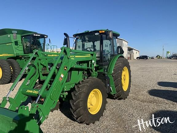 Image of John Deere 6120E equipment image 1