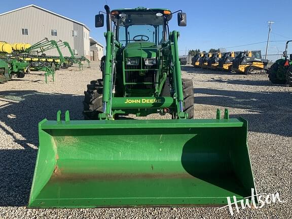 Image of John Deere 6120E equipment image 2