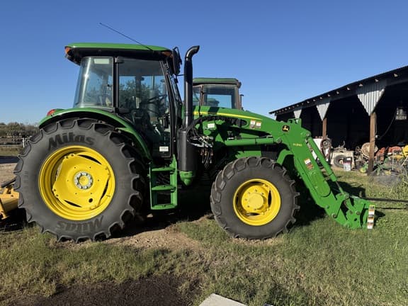Image of John Deere 6120E equipment image 2