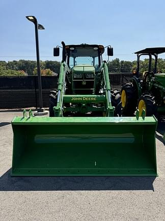 Image of John Deere 6120E equipment image 2