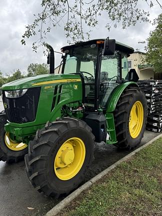 Image of John Deere 6120E equipment image 2