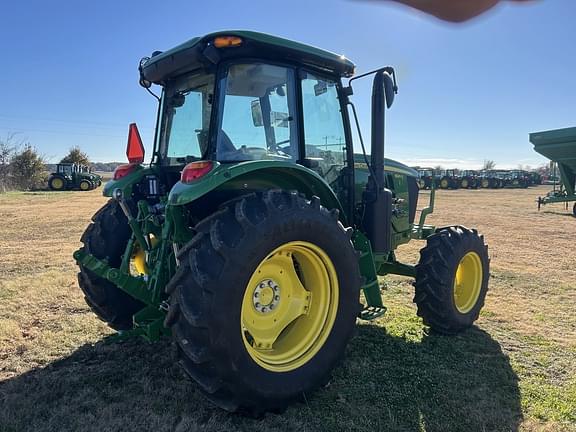 Image of John Deere 6120E equipment image 2