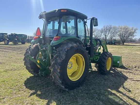 Image of John Deere 6120E equipment image 2