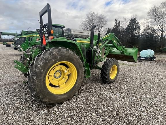 Image of John Deere 6120E equipment image 1