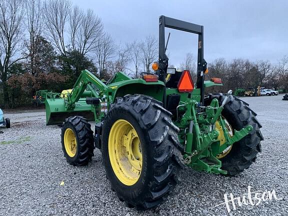 Image of John Deere 6120E equipment image 2