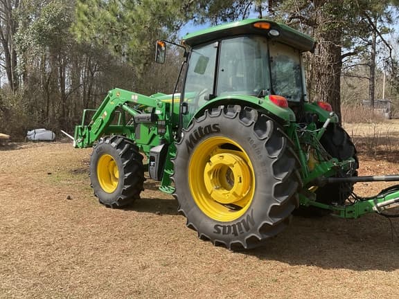 Image of John Deere 6120E equipment image 2