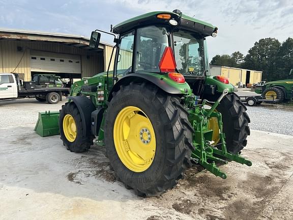 Image of John Deere 6120E equipment image 2