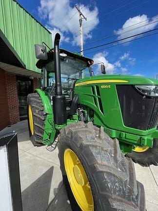 Image of John Deere 6120E equipment image 4