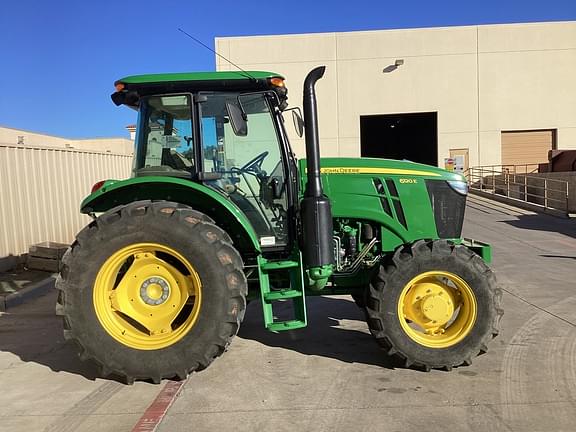 Image of John Deere 6120E equipment image 1