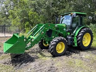 Main image John Deere 6120E 1