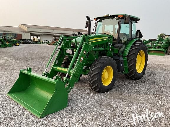 Image of John Deere 6120E equipment image 1