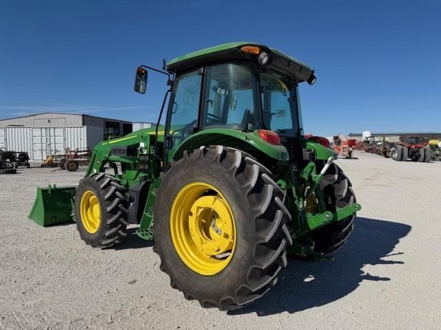 Image of John Deere 6120E equipment image 2