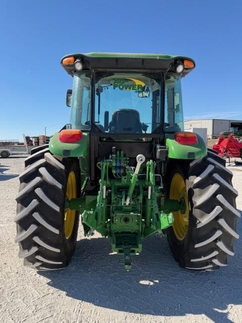 Image of John Deere 6120E equipment image 3