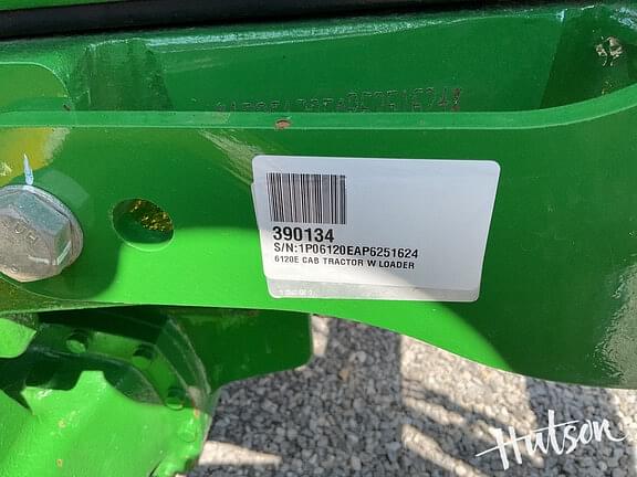 Image of John Deere 6120E equipment image 1