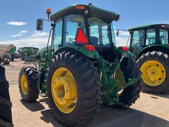 Image of John Deere 6120E equipment image 1