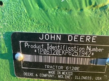 Image of John Deere 6120E equipment image 1