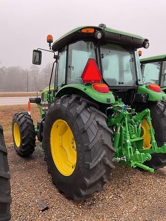 Image of John Deere 6120E equipment image 1