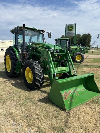 2023 John Deere 6120E Equipment Image0
