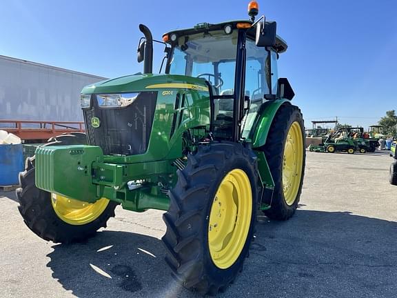 Image of John Deere 6120E equipment image 1