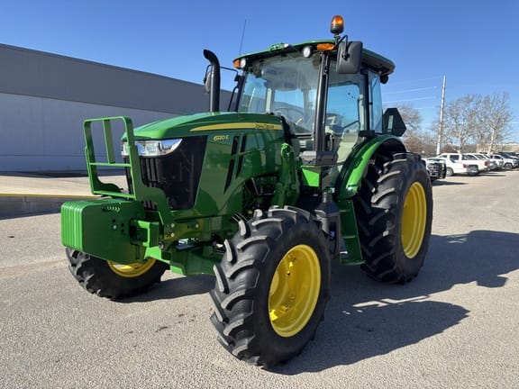 2023 John Deere 6120E Equipment Image0