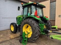 Image of John Deere 6120E equipment image 3