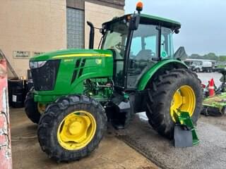 Image of John Deere 6120E equipment image 1