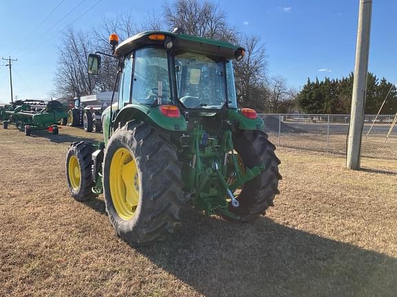 Image of John Deere 6120E equipment image 2
