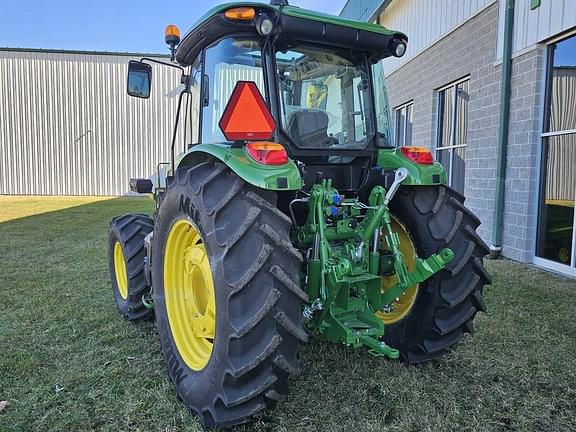 Image of John Deere 6120E equipment image 1