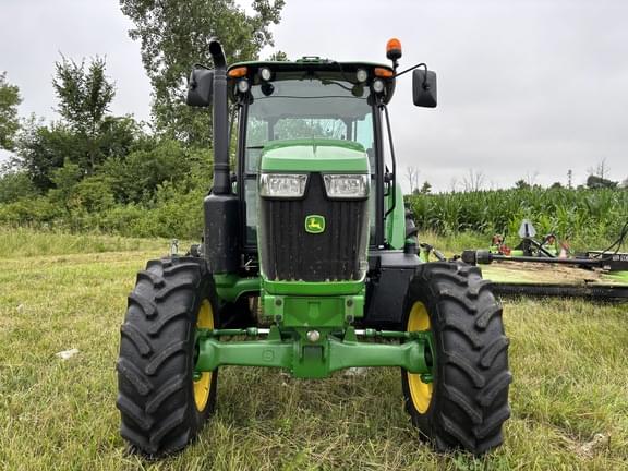 Image of John Deere 6120E equipment image 2