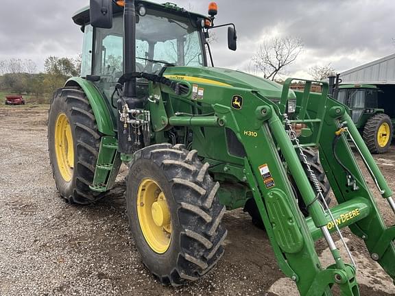 Image of John Deere 6120E equipment image 2