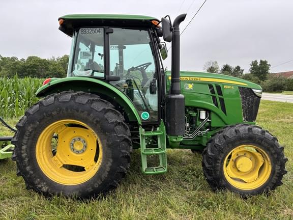Image of John Deere 6120E equipment image 2