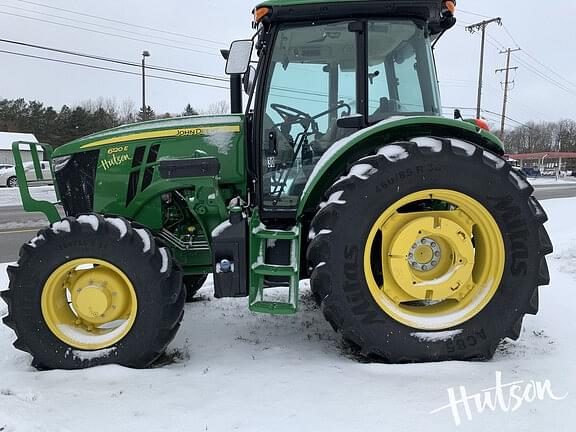 Image of John Deere 6120E equipment image 1