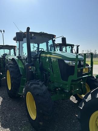 Image of John Deere 6120E equipment image 1