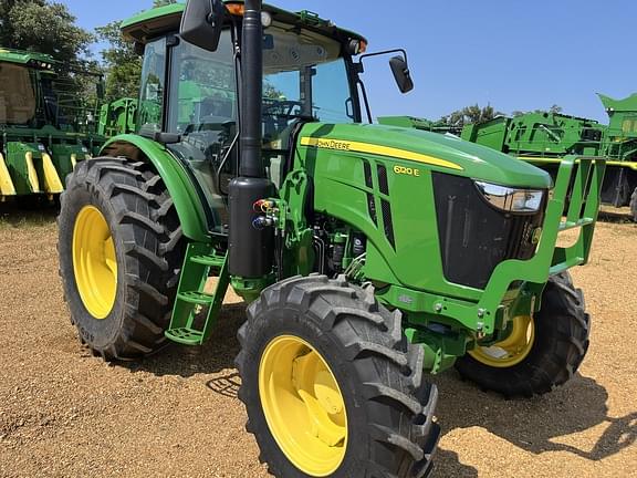 Image of John Deere 6120E equipment image 3