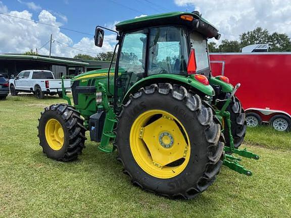 Image of John Deere 6120E equipment image 2