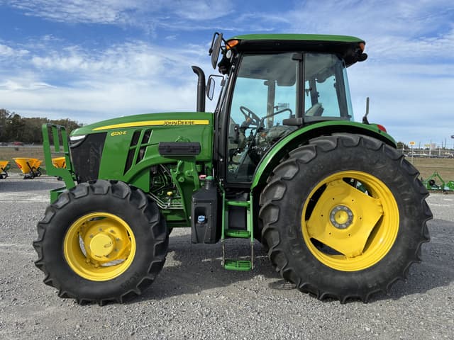Image of John Deere 6120E equipment image 1