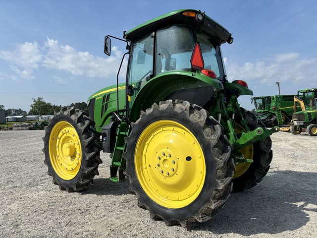 Image of John Deere 6120E equipment image 2