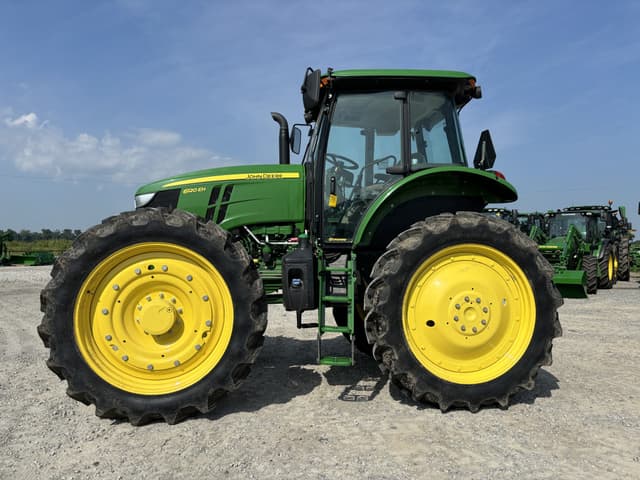 Image of John Deere 6120E equipment image 1