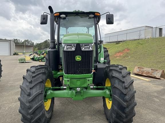 Image of John Deere 6120E equipment image 2