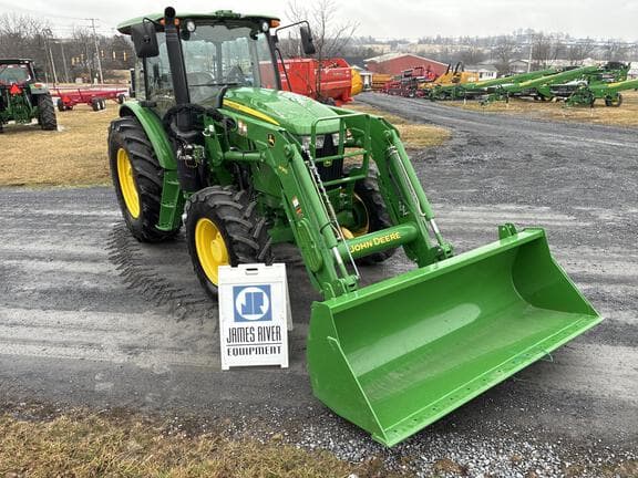 Image of John Deere 6120E equipment image 4