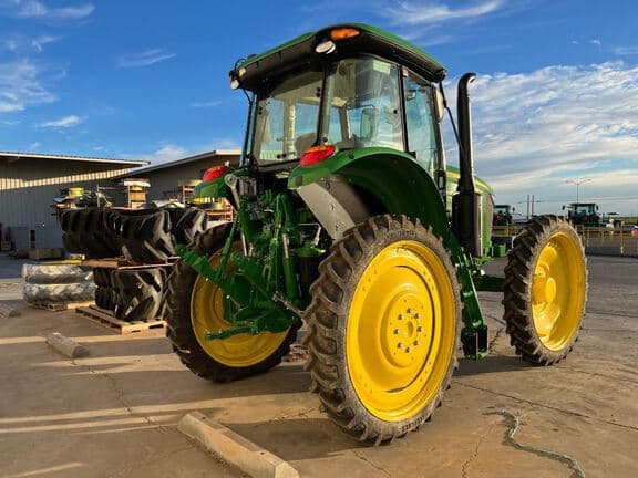 Image of John Deere 6120EH equipment image 3