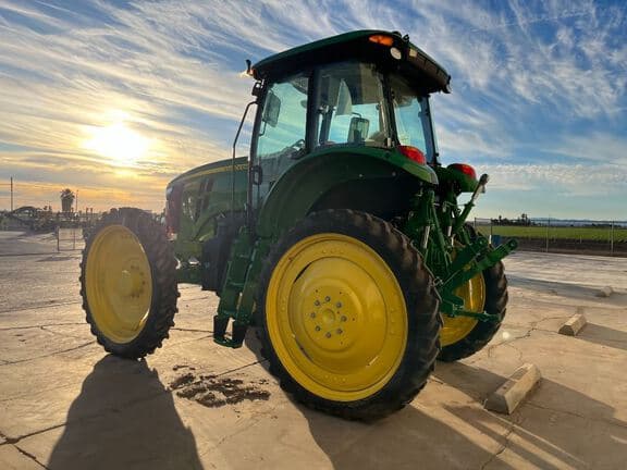 Image of John Deere 6120EH equipment image 2