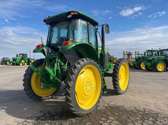 Image of John Deere 6120EH equipment image 4