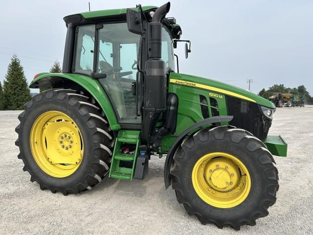 Image of John Deere 6120M equipment image 1