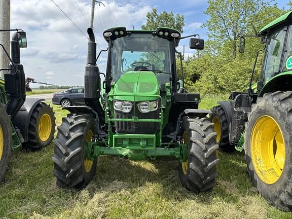 Image of John Deere 6120M equipment image 1